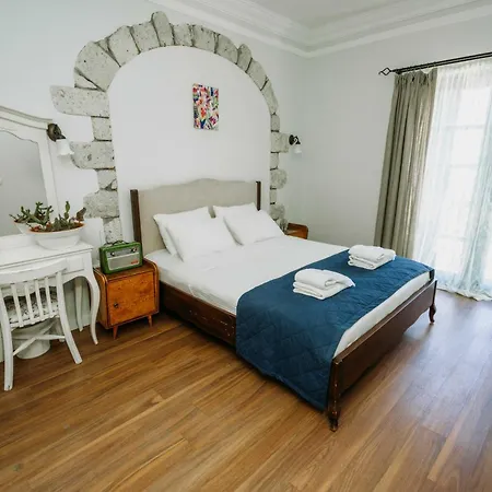 Beyaz Kapi Boutique 4* Alaçatı