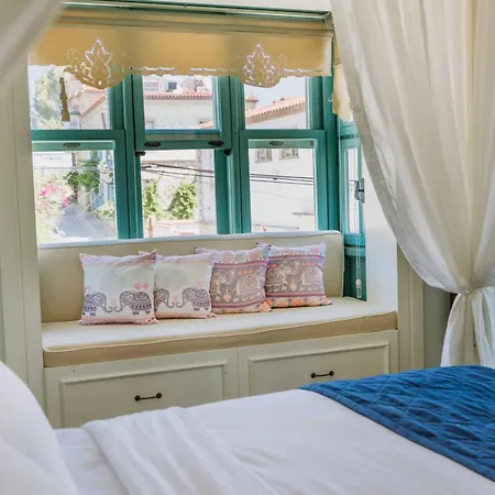 Beyaz Kapi Boutique Nocleg ze śniadaniem 4*